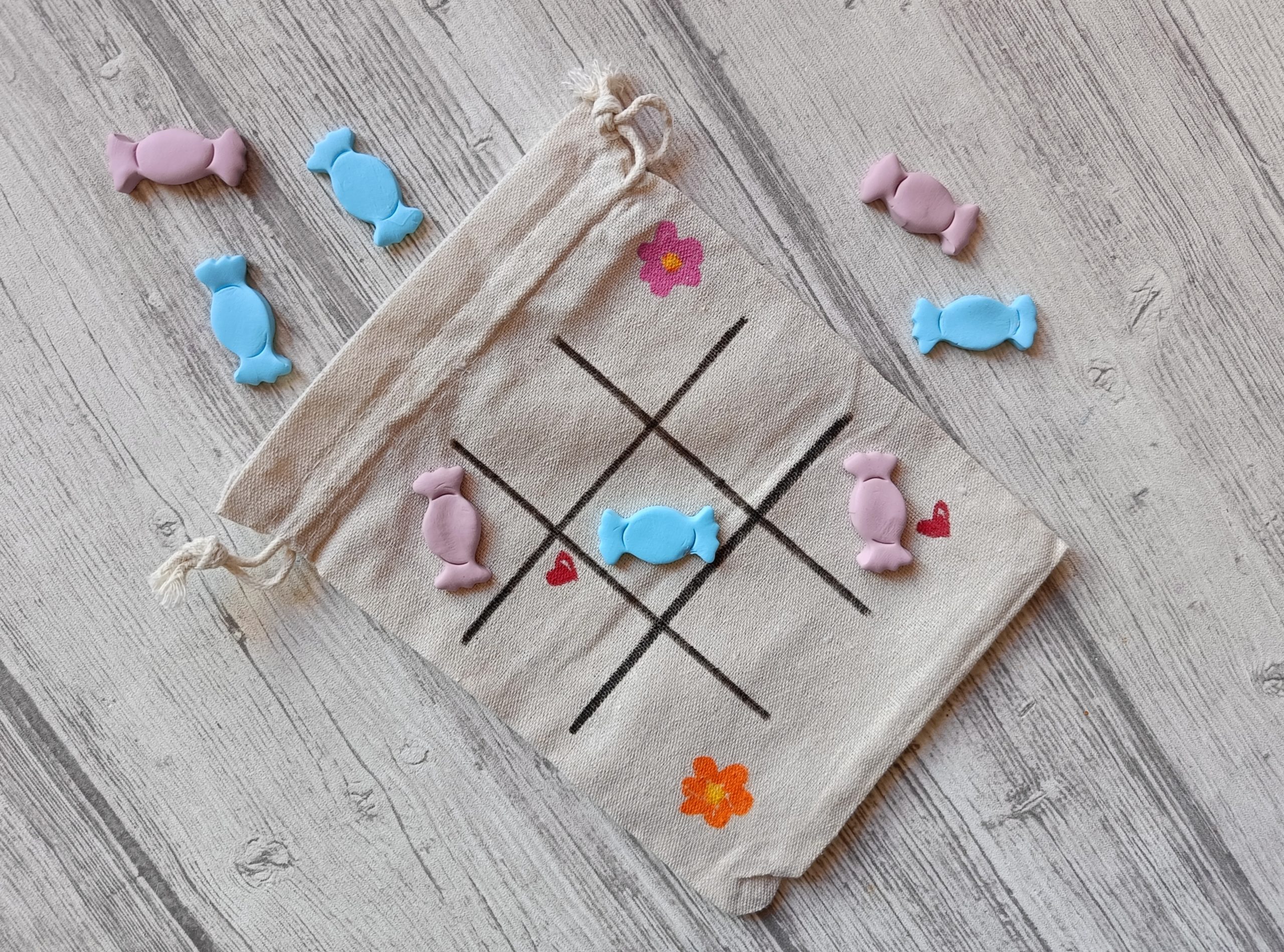 Oplus_131072 Freebies poissons d'avril et oeufs de pâques à colorier et découper