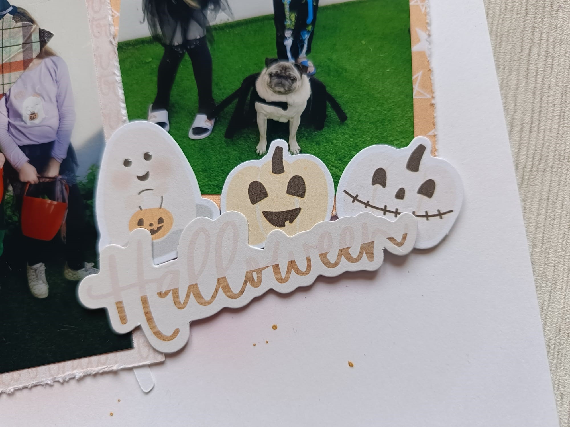 page-halloween3 Encre distress oxide page scrapbooking